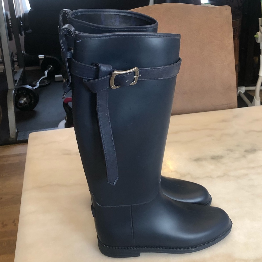 Dirty Laundry | tall lined rubber rain mud riding boots